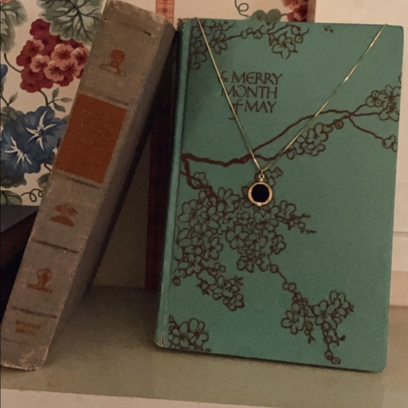 Boris Necklace - Picture 4 of 9